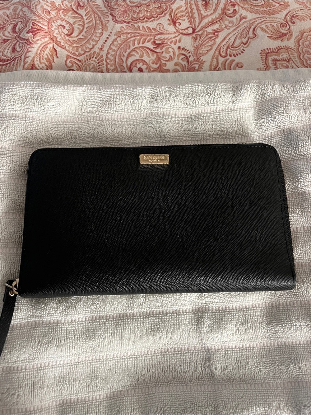 kate spade large Black Zip Wallet with Gold Logo